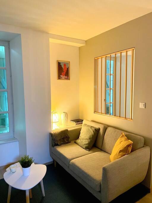 Hyper Centre Appartement Cosy Wifi Rodez Bagian luar foto
