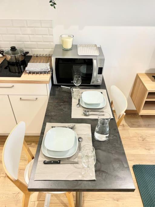 Hyper Centre Appartement Cosy Wifi Rodez Bagian luar foto